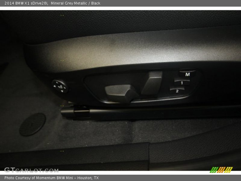 Mineral Grey Metallic / Black 2014 BMW X1 sDrive28i