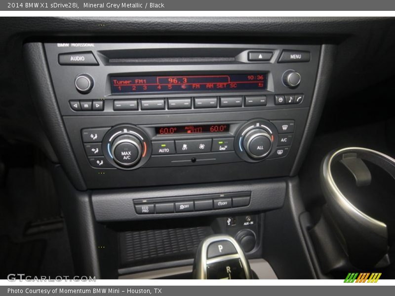 Mineral Grey Metallic / Black 2014 BMW X1 sDrive28i