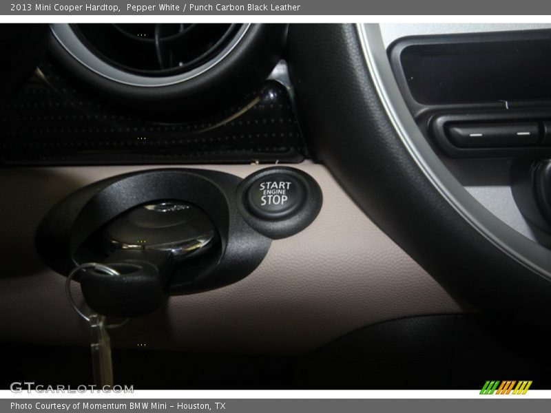 Pepper White / Punch Carbon Black Leather 2013 Mini Cooper Hardtop