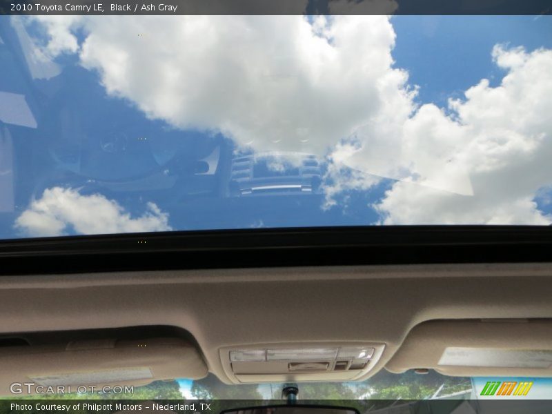 Black / Ash Gray 2010 Toyota Camry LE