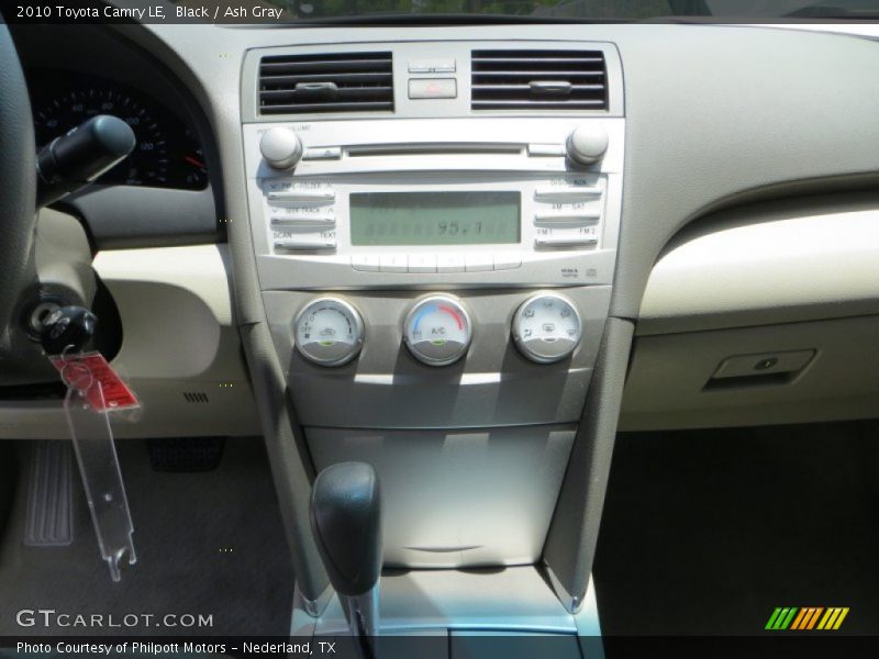 Black / Ash Gray 2010 Toyota Camry LE