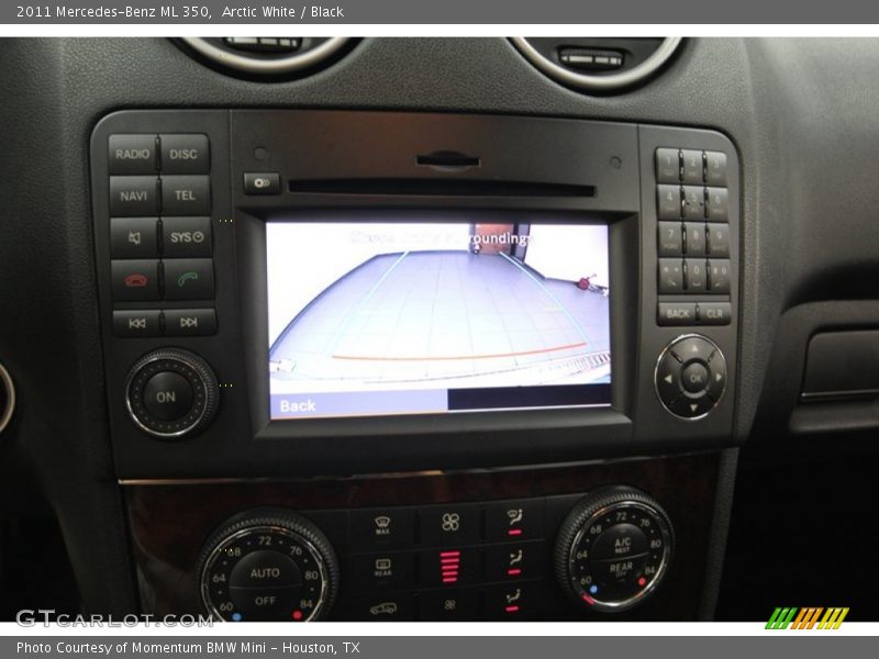 Arctic White / Black 2011 Mercedes-Benz ML 350