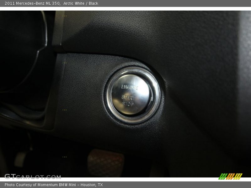 Arctic White / Black 2011 Mercedes-Benz ML 350