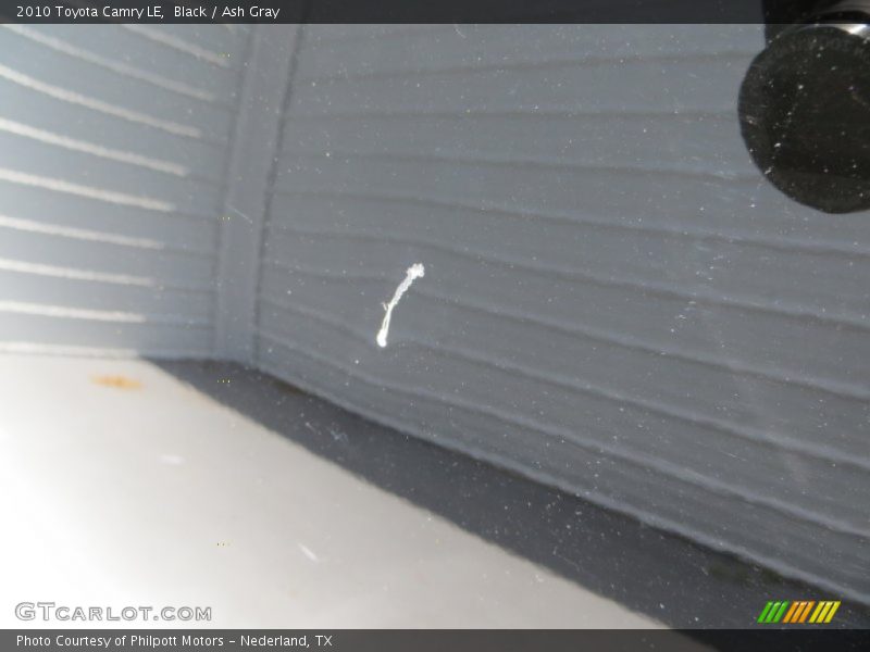 Black / Ash Gray 2010 Toyota Camry LE