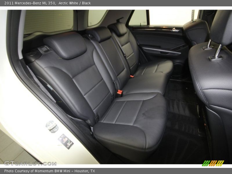 Arctic White / Black 2011 Mercedes-Benz ML 350