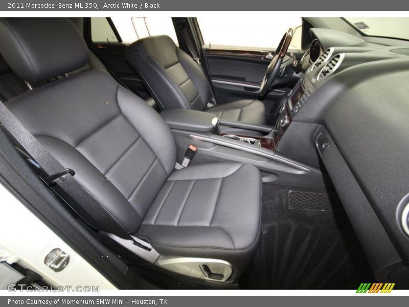 Arctic White / Black 2011 Mercedes-Benz ML 350