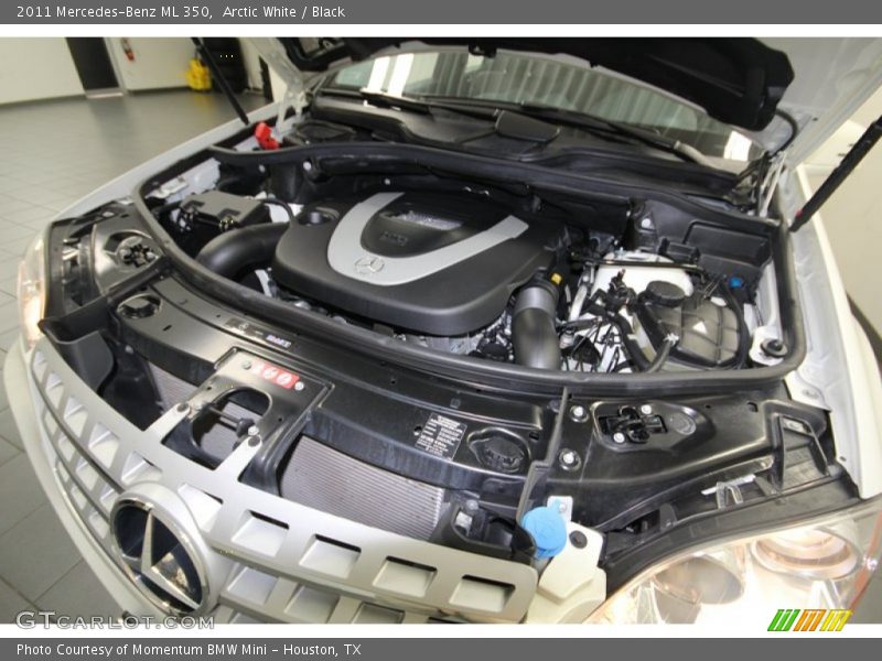 Arctic White / Black 2011 Mercedes-Benz ML 350