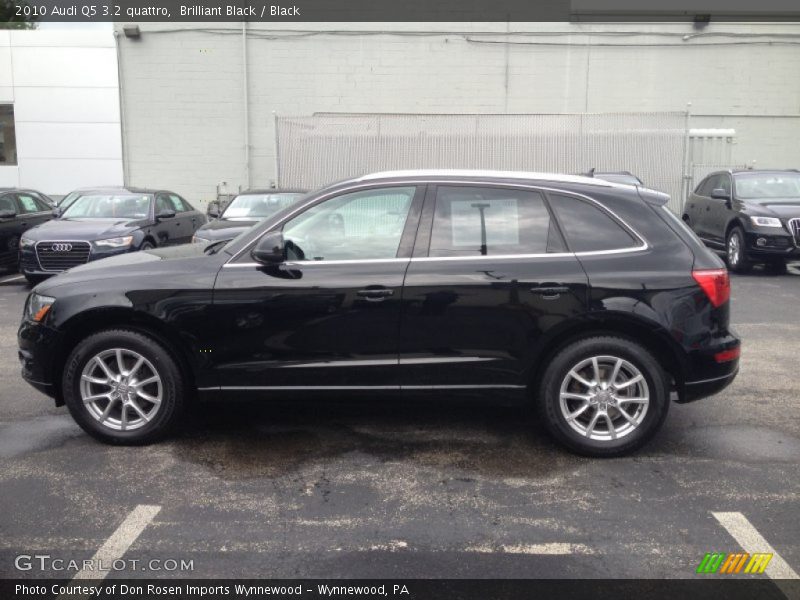 Brilliant Black / Black 2010 Audi Q5 3.2 quattro