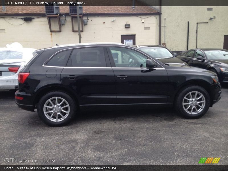 Brilliant Black / Black 2010 Audi Q5 3.2 quattro