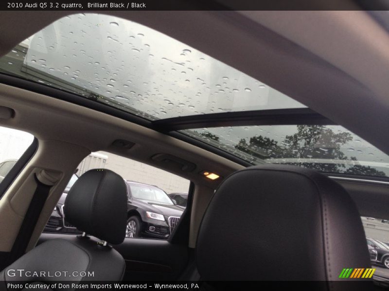 Brilliant Black / Black 2010 Audi Q5 3.2 quattro