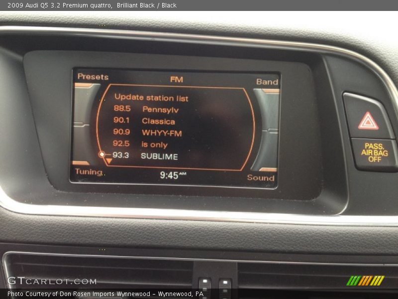 Brilliant Black / Black 2009 Audi Q5 3.2 Premium quattro