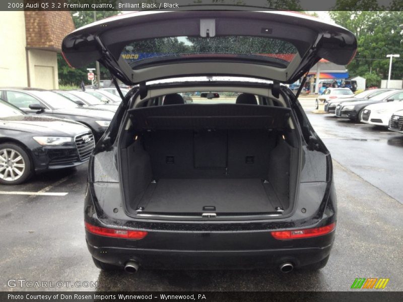 Brilliant Black / Black 2009 Audi Q5 3.2 Premium quattro