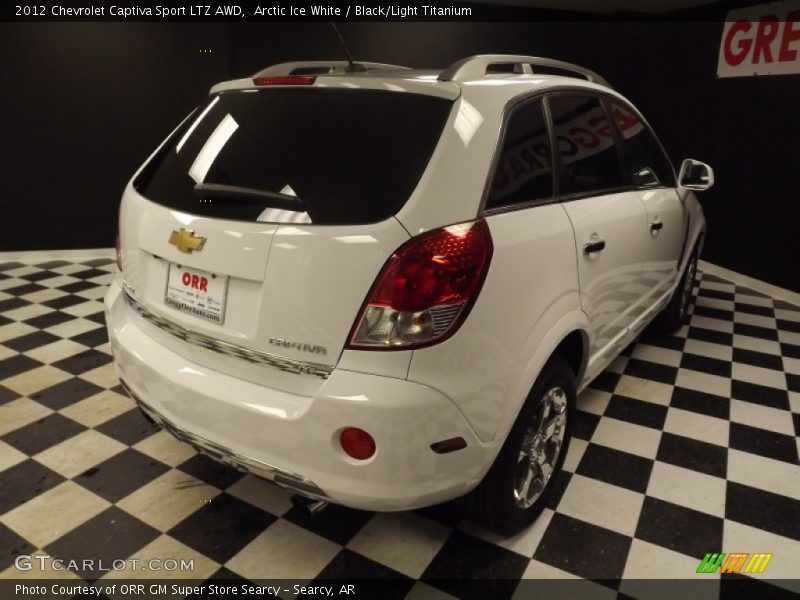 Arctic Ice White / Black/Light Titanium 2012 Chevrolet Captiva Sport LTZ AWD