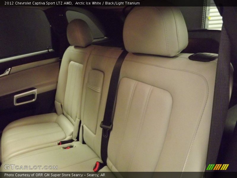 Arctic Ice White / Black/Light Titanium 2012 Chevrolet Captiva Sport LTZ AWD