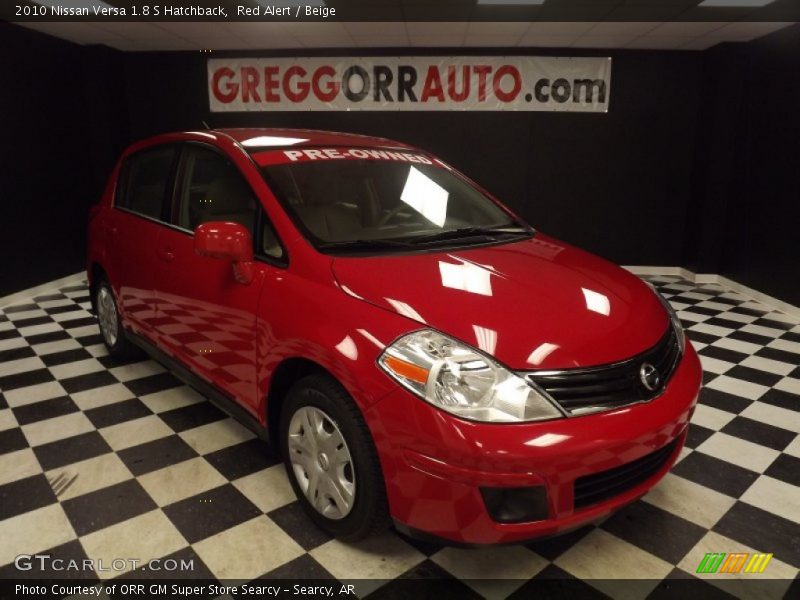 Red Alert / Beige 2010 Nissan Versa 1.8 S Hatchback