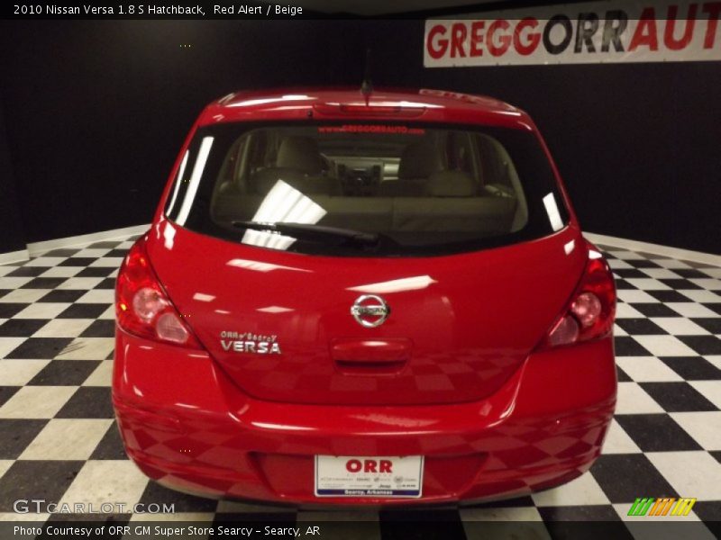 Red Alert / Beige 2010 Nissan Versa 1.8 S Hatchback