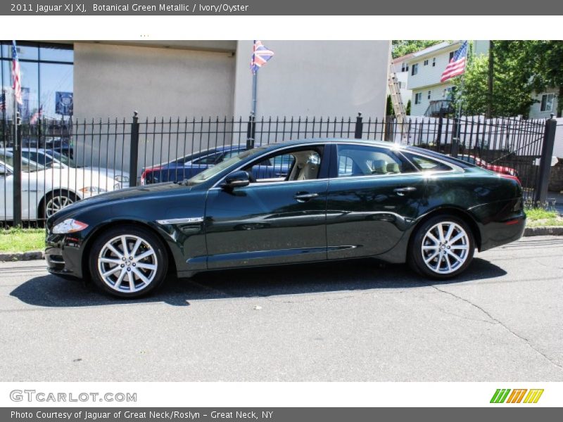 Botanical Green Metallic / Ivory/Oyster 2011 Jaguar XJ XJ