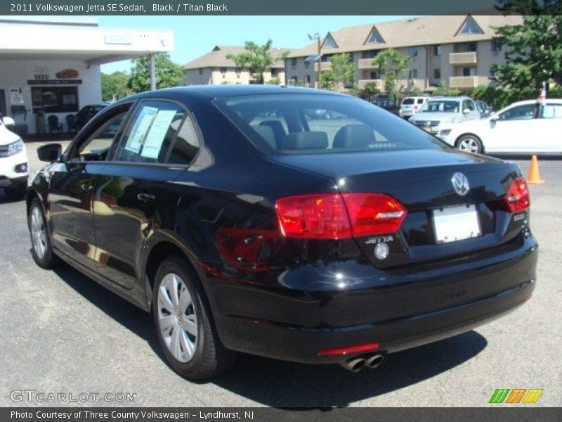 Black / Titan Black 2011 Volkswagen Jetta SE Sedan