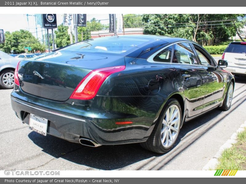 Botanical Green Metallic / Ivory/Oyster 2011 Jaguar XJ XJ