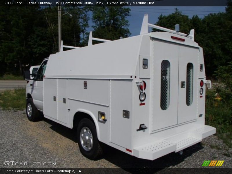 Oxford White / Medium Flint 2013 Ford E Series Cutaway E350 Commercial Utility Truck