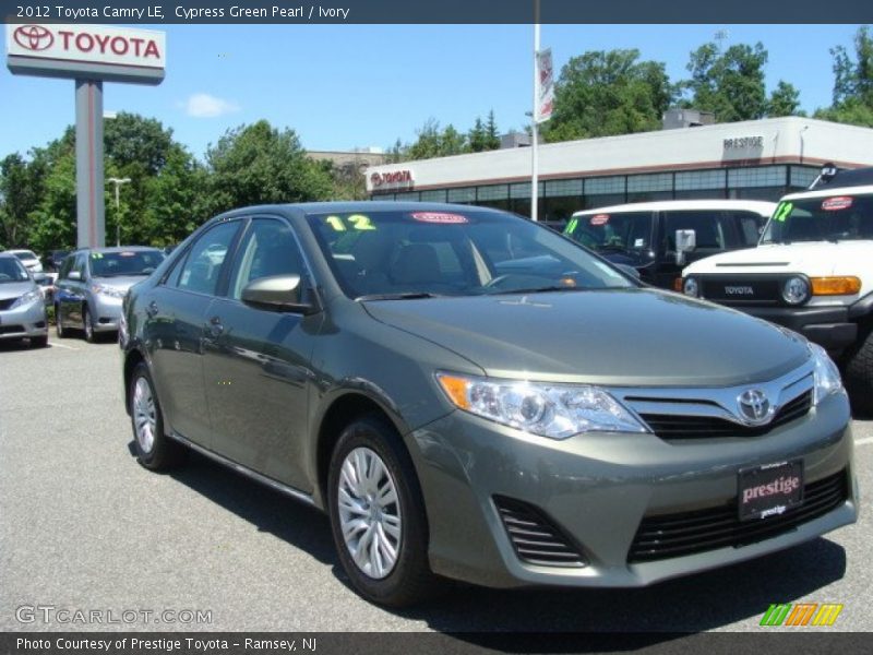 Cypress Green Pearl / Ivory 2012 Toyota Camry LE