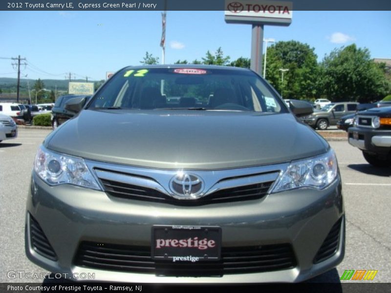 Cypress Green Pearl / Ivory 2012 Toyota Camry LE