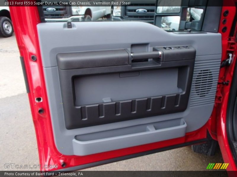 Door Panel of 2013 F550 Super Duty XL Crew Cab Chassis