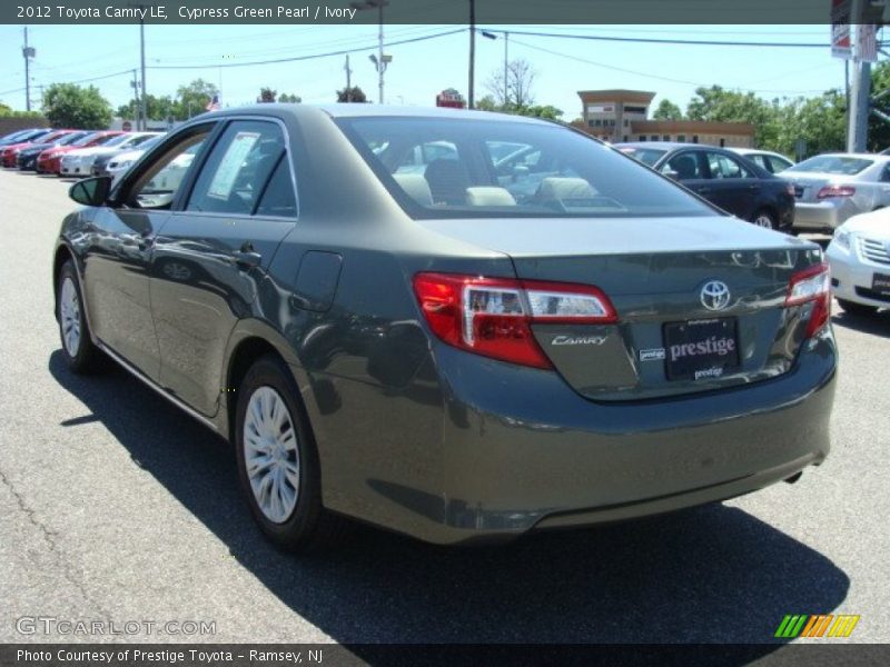 Cypress Green Pearl / Ivory 2012 Toyota Camry LE