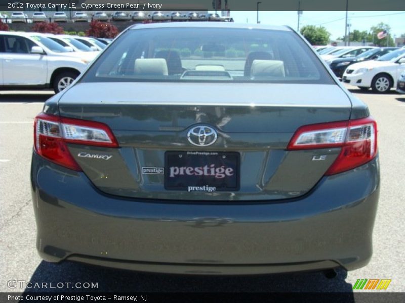 Cypress Green Pearl / Ivory 2012 Toyota Camry LE