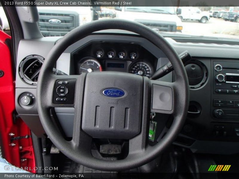  2013 F550 Super Duty XL Crew Cab Chassis Steering Wheel