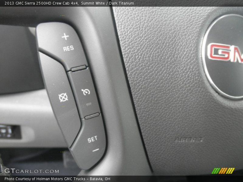 Summit White / Dark Titanium 2013 GMC Sierra 2500HD Crew Cab 4x4