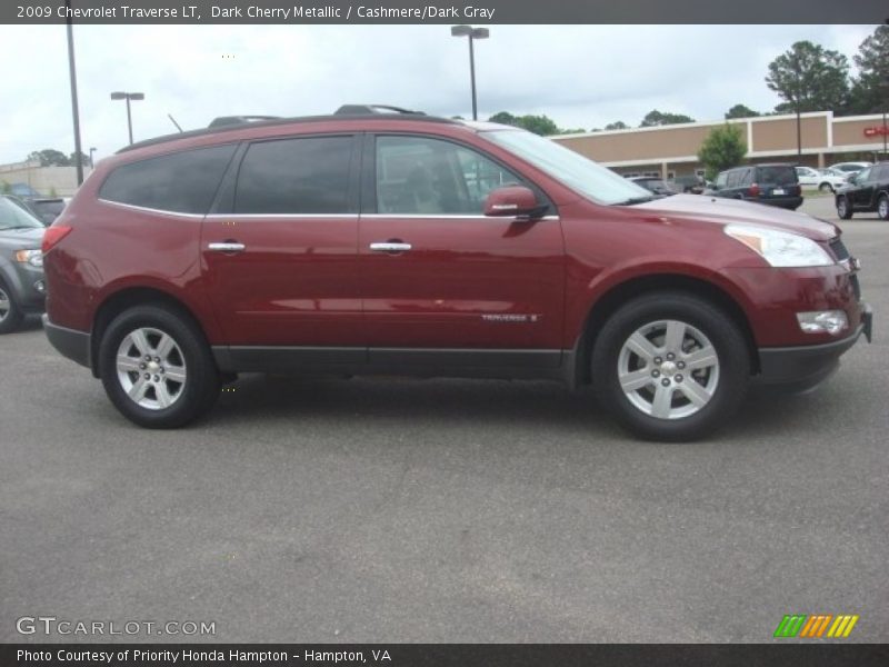 Dark Cherry Metallic / Cashmere/Dark Gray 2009 Chevrolet Traverse LT