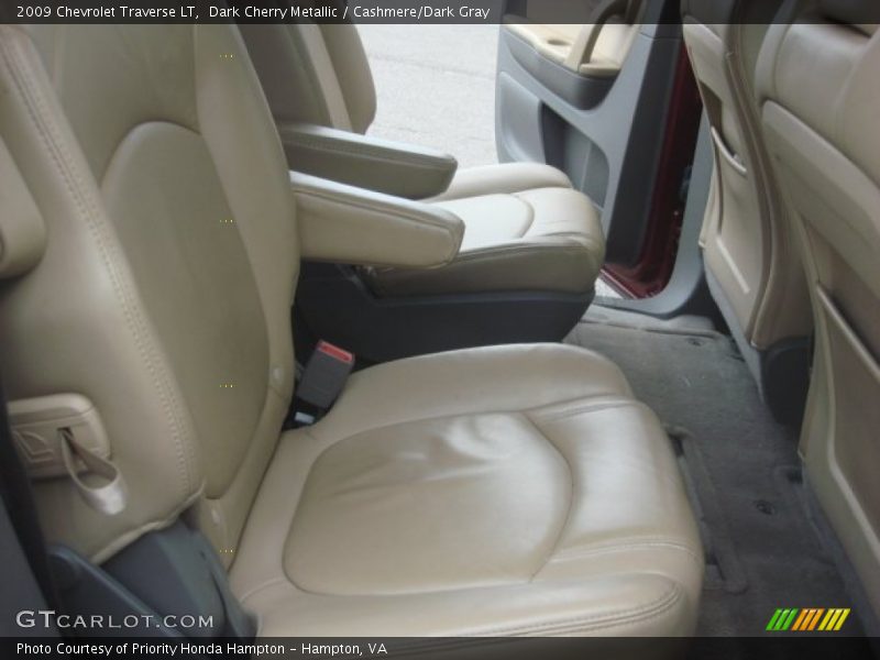 Dark Cherry Metallic / Cashmere/Dark Gray 2009 Chevrolet Traverse LT