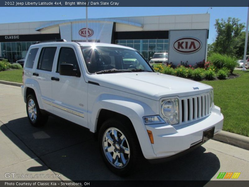 Bright White / Dark Slate Gray 2012 Jeep Liberty Latitude 4x4