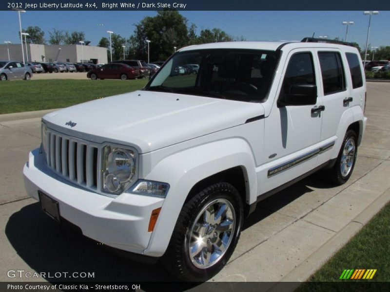 Bright White / Dark Slate Gray 2012 Jeep Liberty Latitude 4x4
