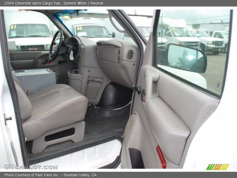 Summit White / Neutral 2004 Chevrolet Astro Cargo Van