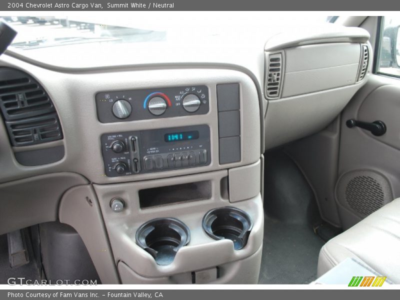 Summit White / Neutral 2004 Chevrolet Astro Cargo Van