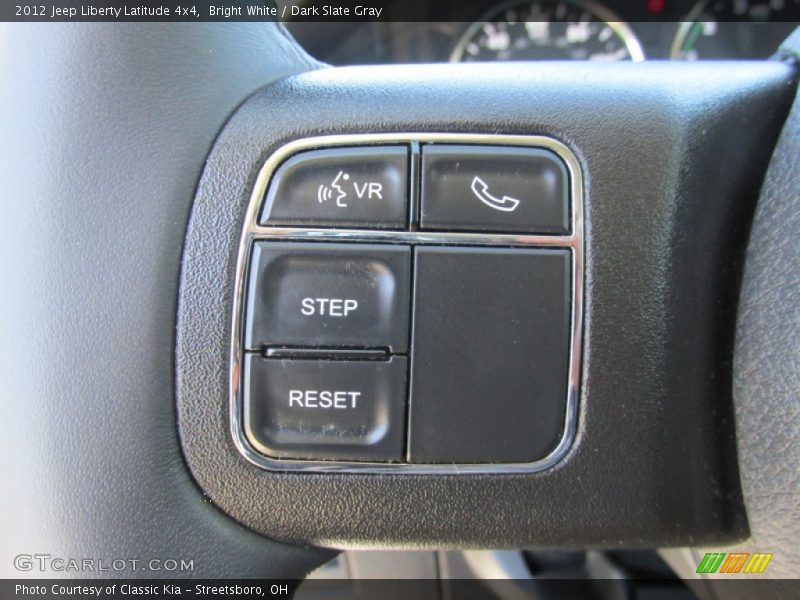 Bright White / Dark Slate Gray 2012 Jeep Liberty Latitude 4x4