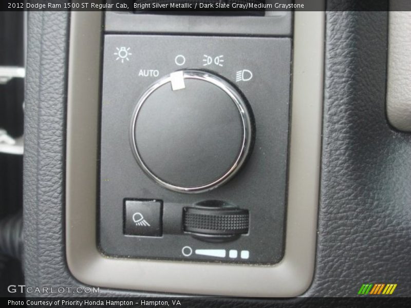 Bright Silver Metallic / Dark Slate Gray/Medium Graystone 2012 Dodge Ram 1500 ST Regular Cab