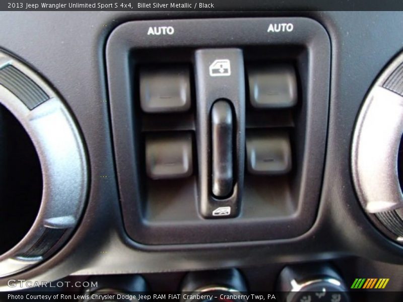 Billet Silver Metallic / Black 2013 Jeep Wrangler Unlimited Sport S 4x4