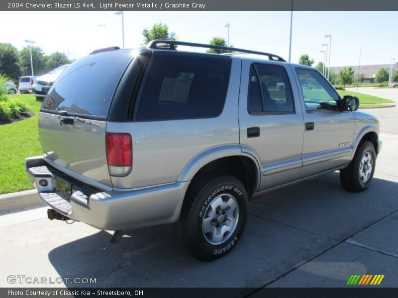Light Pewter Metallic / Graphite Gray 2004 Chevrolet Blazer LS 4x4