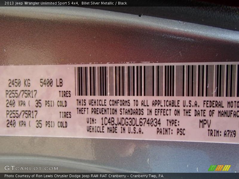 Billet Silver Metallic / Black 2013 Jeep Wrangler Unlimited Sport S 4x4