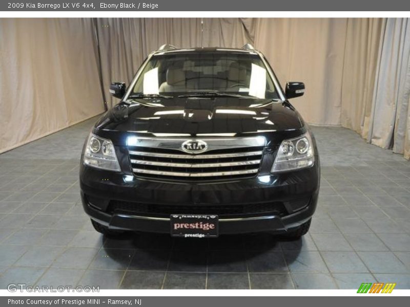 Ebony Black / Beige 2009 Kia Borrego LX V6 4x4
