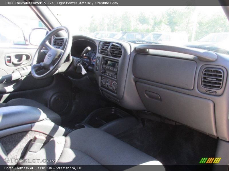 Light Pewter Metallic / Graphite Gray 2004 Chevrolet Blazer LS 4x4