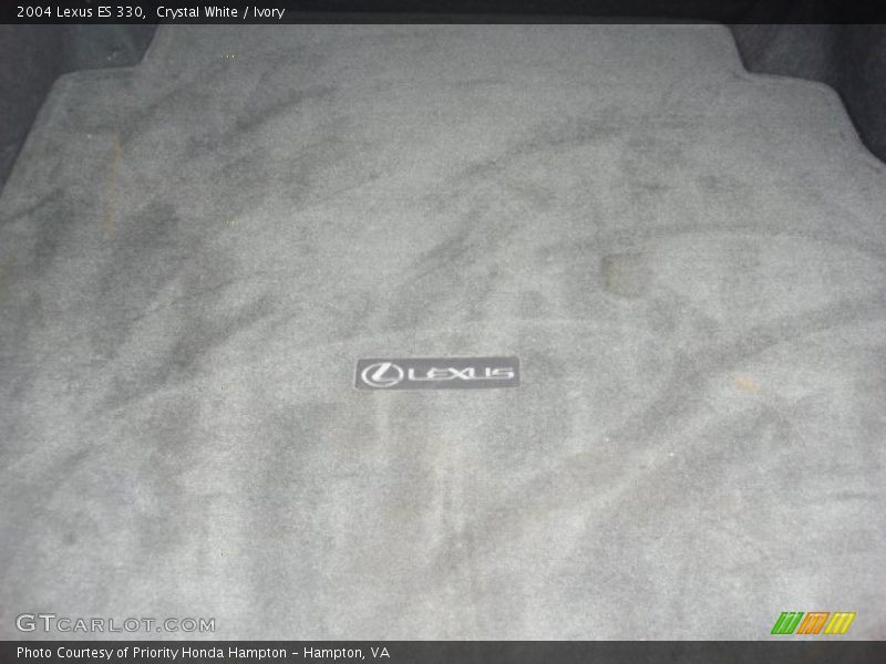 Crystal White / Ivory 2004 Lexus ES 330