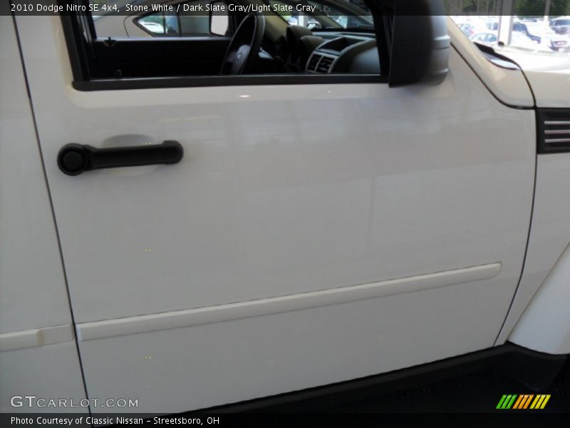 Stone White / Dark Slate Gray/Light Slate Gray 2010 Dodge Nitro SE 4x4