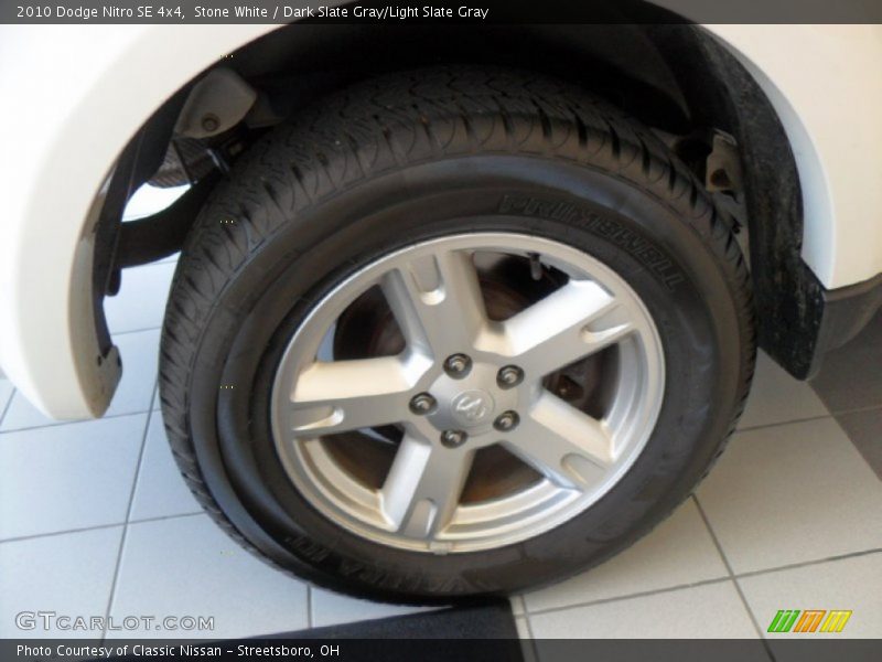Stone White / Dark Slate Gray/Light Slate Gray 2010 Dodge Nitro SE 4x4
