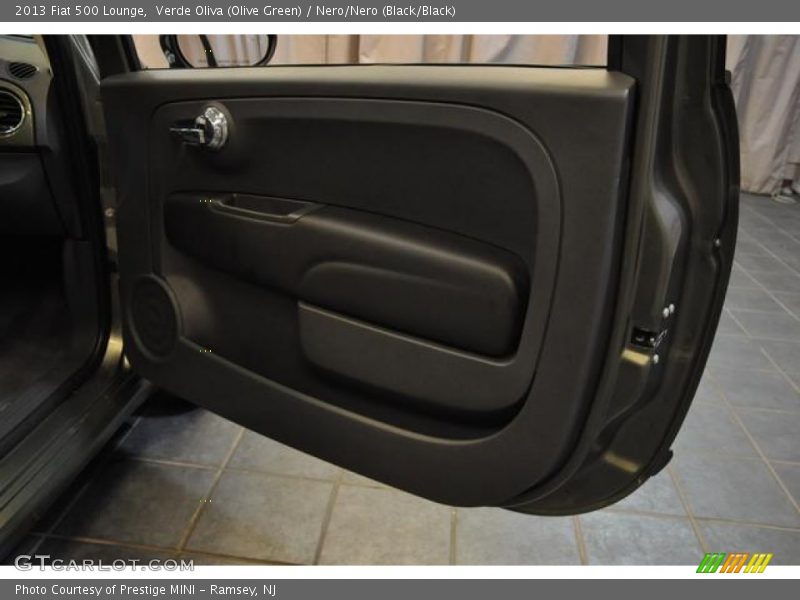 Verde Oliva (Olive Green) / Nero/Nero (Black/Black) 2013 Fiat 500 Lounge