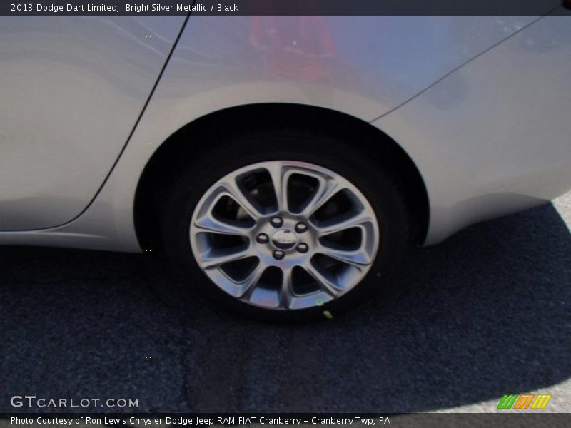 Bright Silver Metallic / Black 2013 Dodge Dart Limited