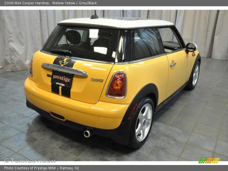 Mellow Yellow / Grey/Black 2008 Mini Cooper Hardtop